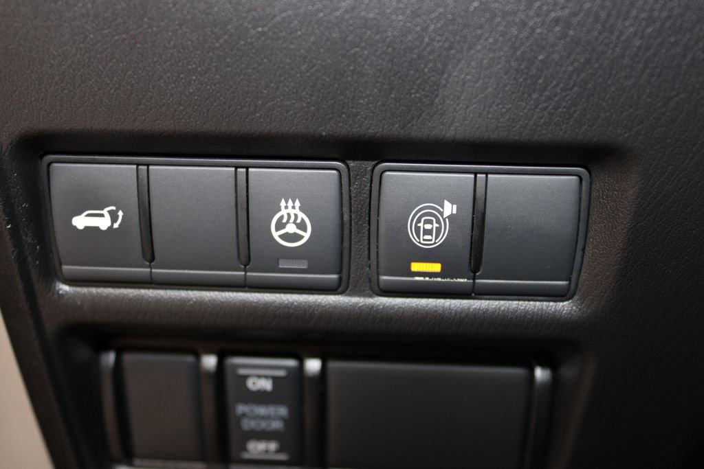 Used 2023 Nissan Armada Platinum w/ Captain's Chairs Package image 29