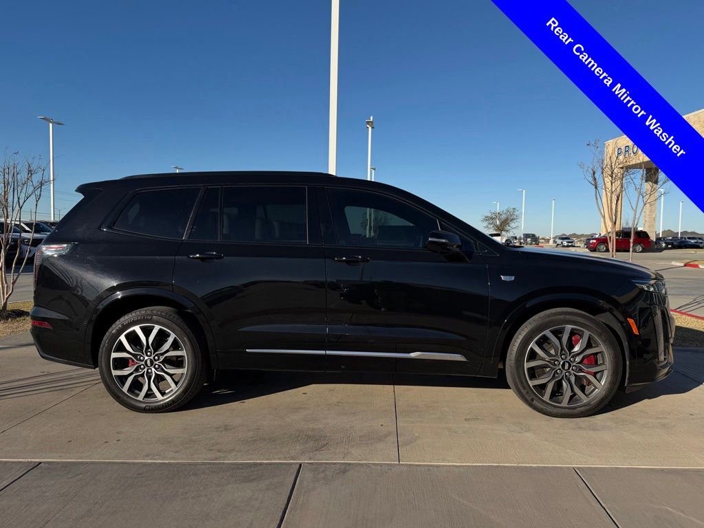 Used 2022 Cadillac XT6 Sport w/ Technology Package image 19