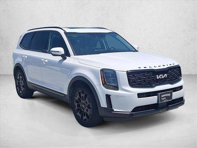 Used 2022 Kia Telluride EX w/ EX Premium Package AWD/4WD image 3