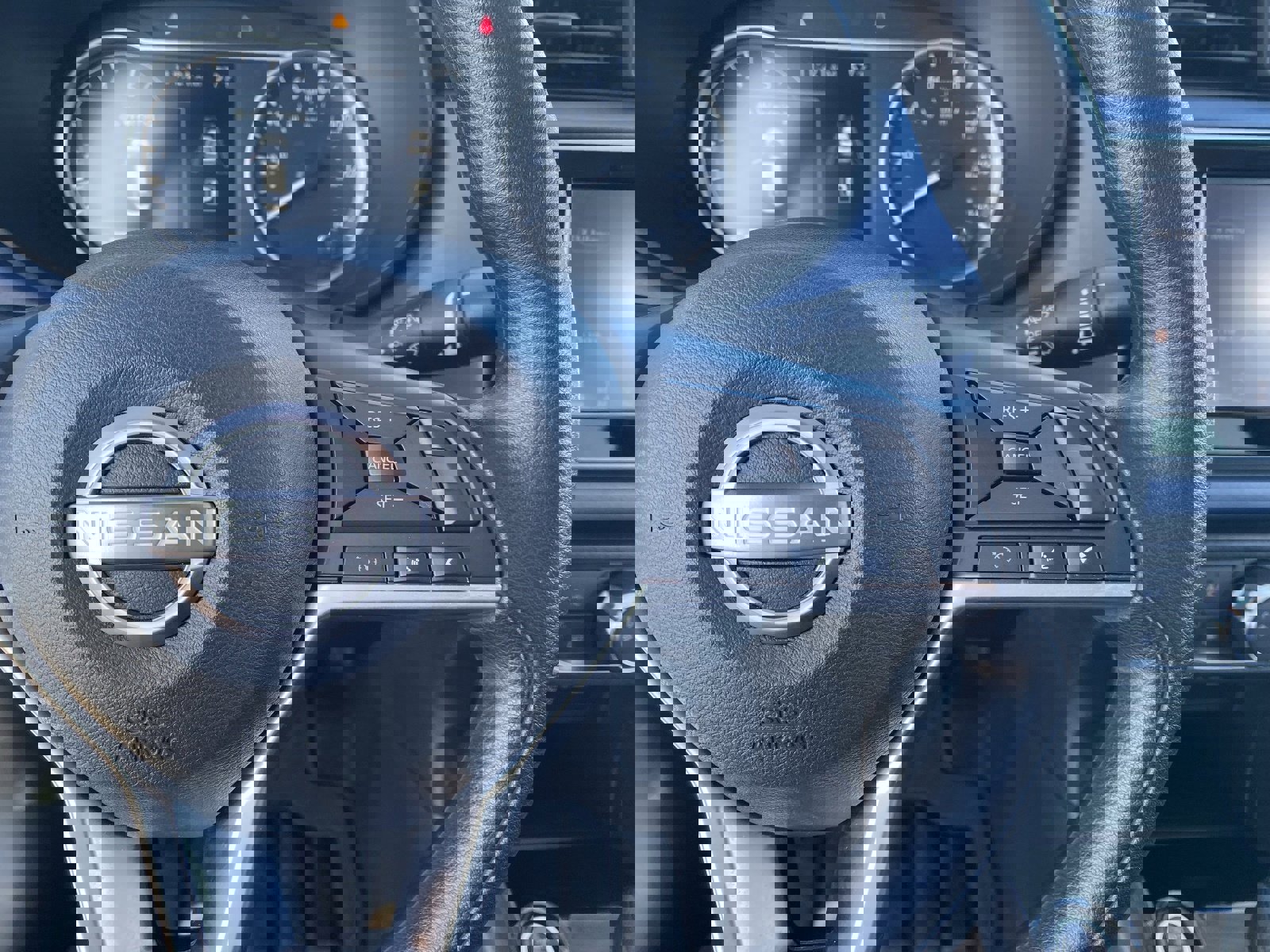 Certified 2025 Nissan Versa SV w/ Trunk Package image 26