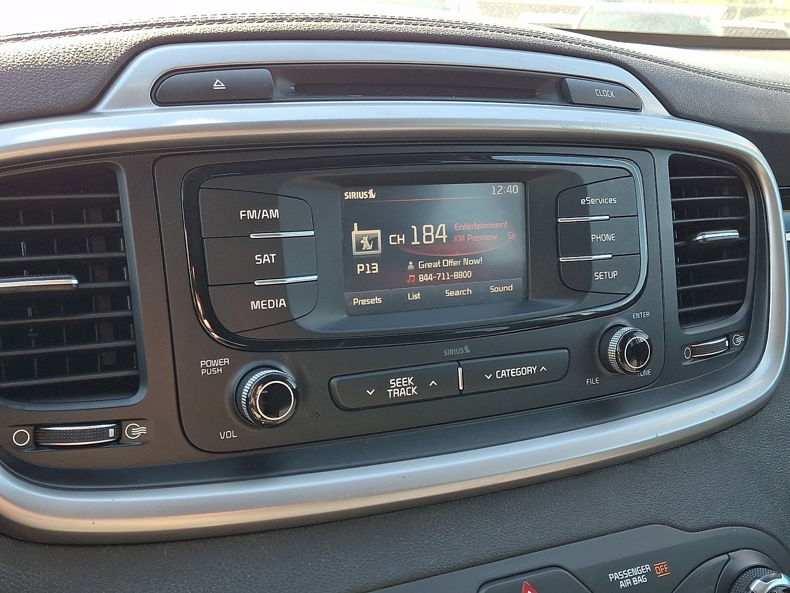 Used 2016 Kia Sorento FWD w/ LX Convenience Package image 19