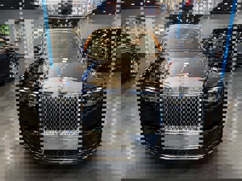 Used 2026 Rolls-Royce Phantom image 3