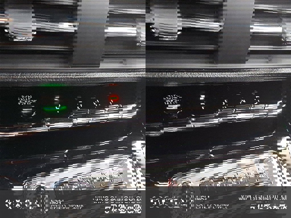 Certified 2024 Lincoln Corsair AWD image 14