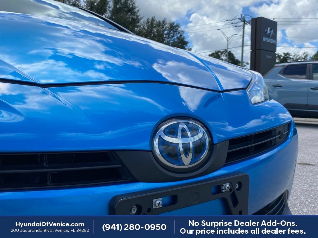 Used 2022 Toyota Prius LE FWD image 61