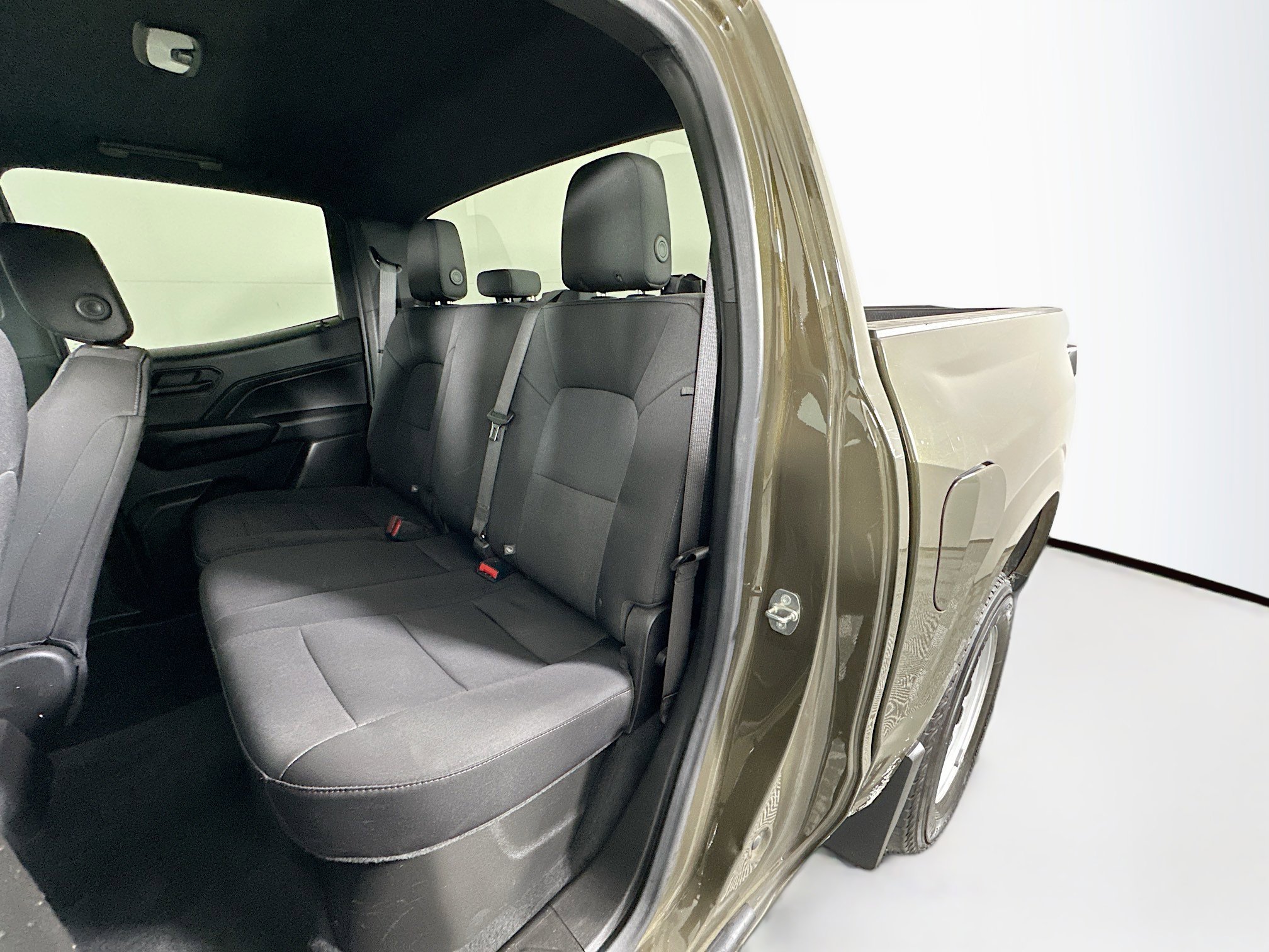 Used 2023 Chevrolet Colorado W/T image 26