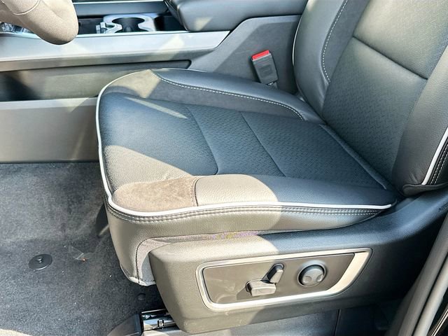 New 2026 RAM 1500 Laramie w/ Night Edition image 19