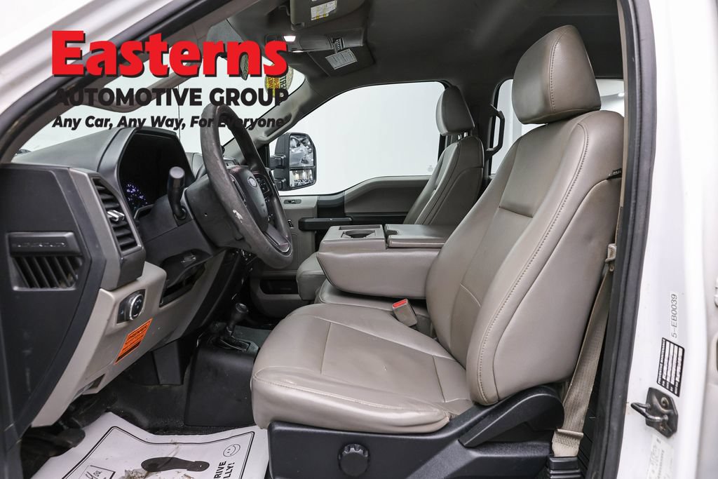 Used 2017 Ford F550 4x4 Crew Cab Super Duty image 14