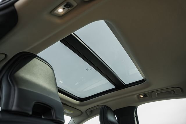 Used 2020 Volvo S60 T6 Momentum image 33