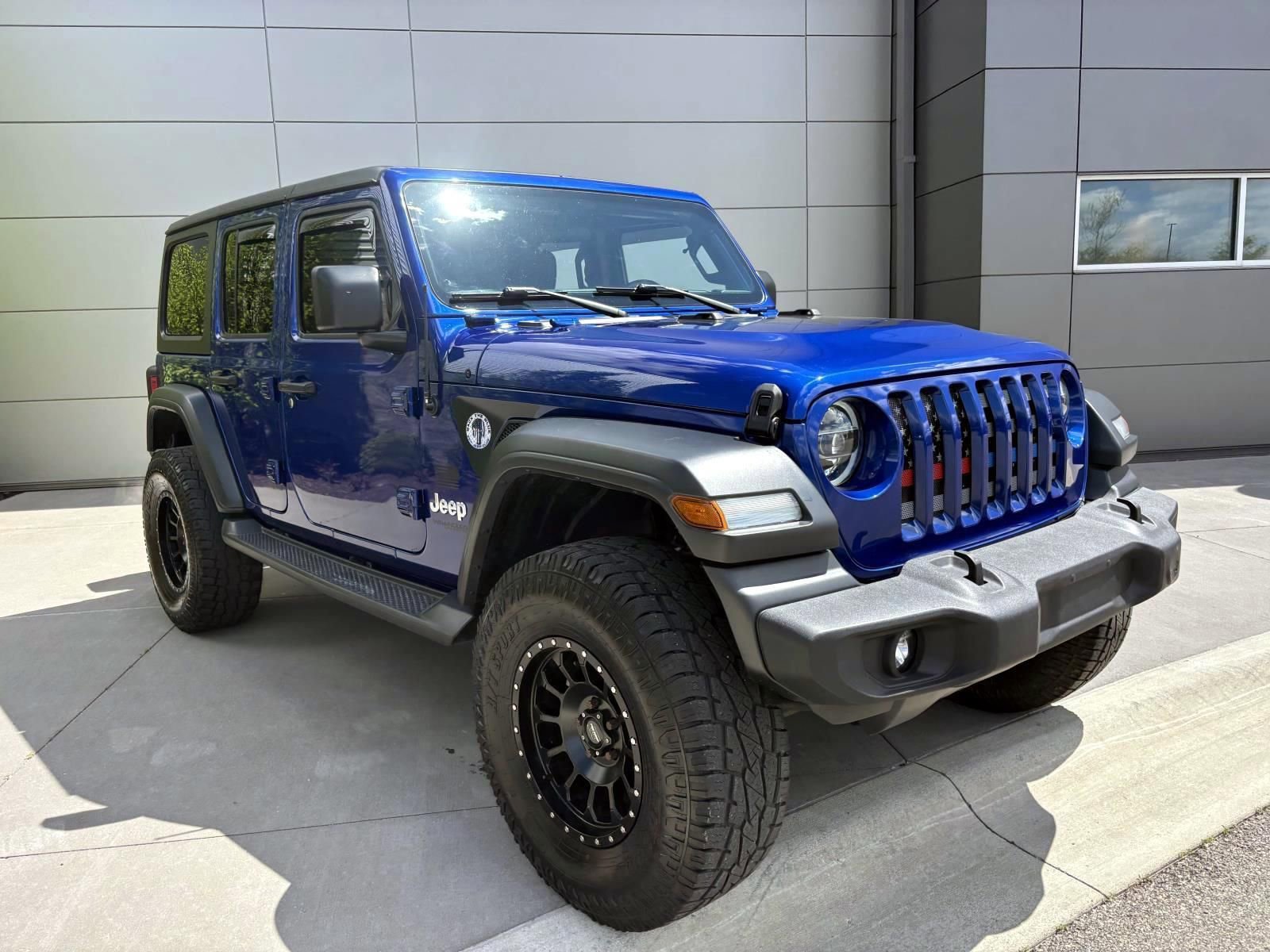 Used 2020 Jeep Wrangler Unlimited Sport AWD/4WD image 3