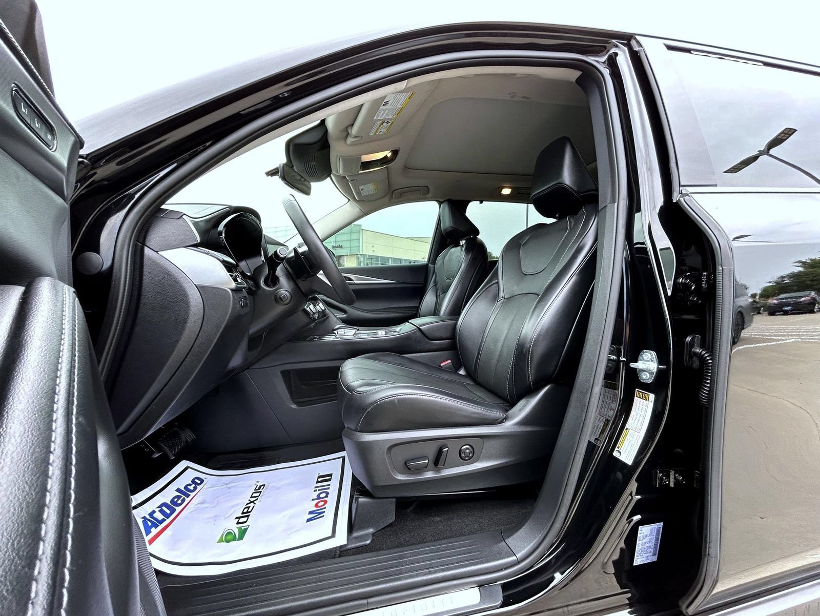 Certified 2023 INFINITI QX60 Luxe w/ Cargo Package AWD/4WD image 10