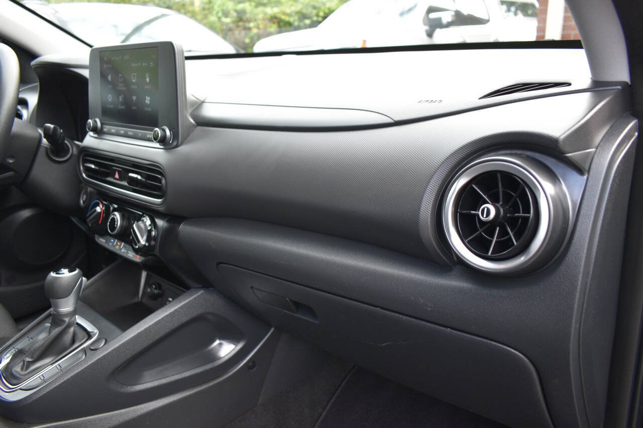 Used 2023 Hyundai Kona SEL FWD image 19