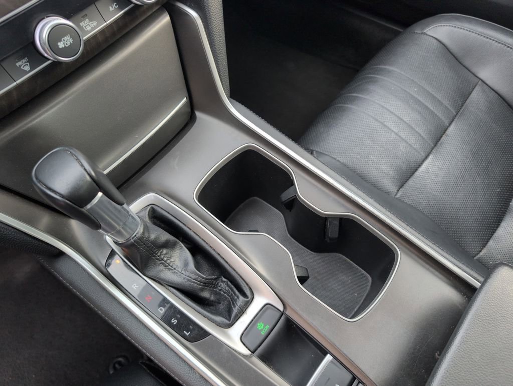 Used 2019 Honda Accord EX-L image 25