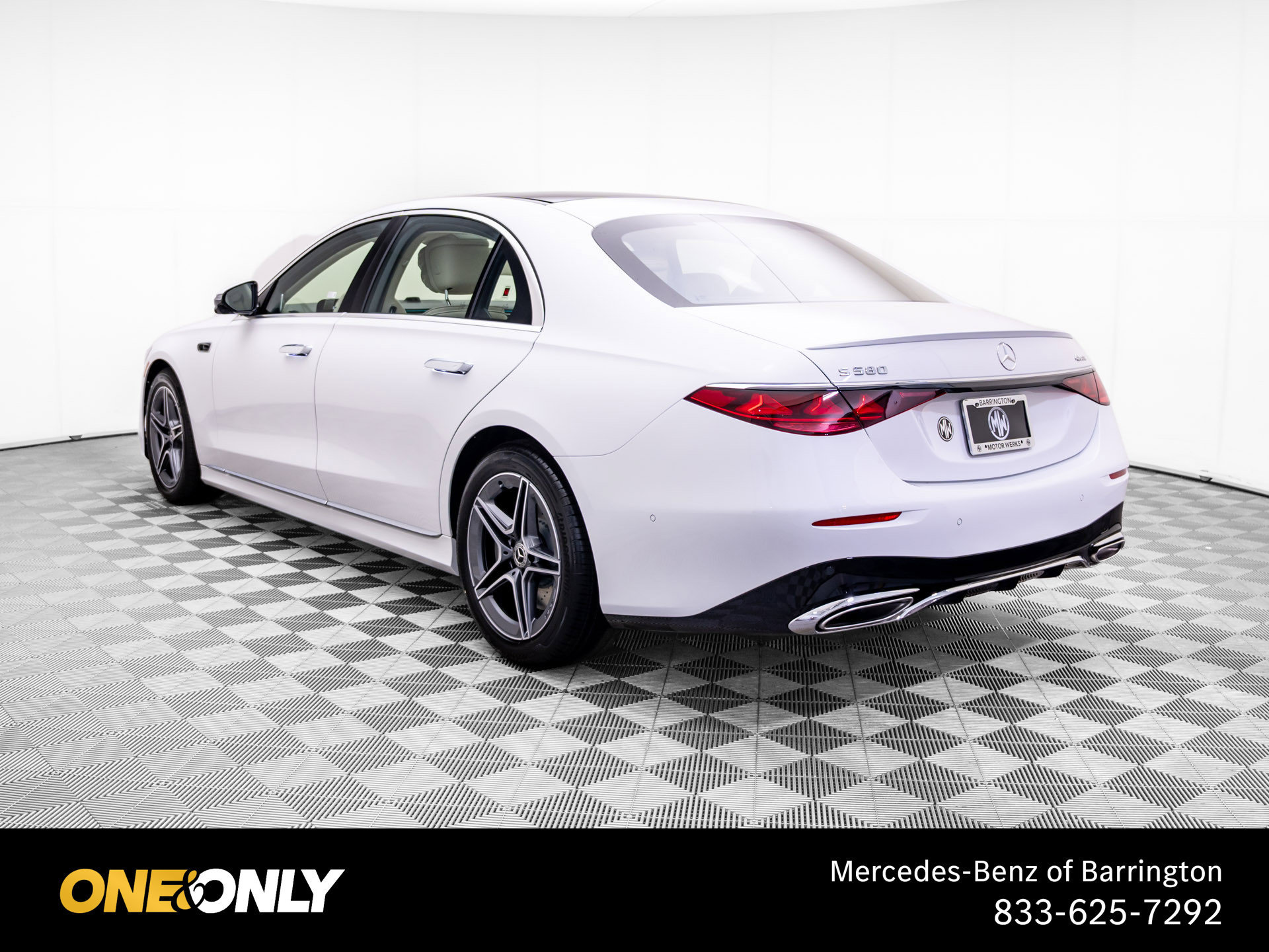 New 2027 Mercedes-Benz S 580 4MATIC Sedan image 3