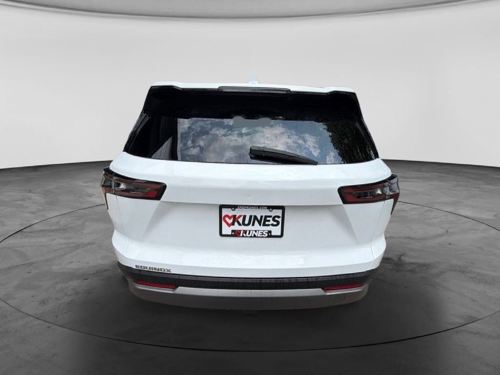 Used 2025 Chevrolet Equinox LT FWD image 5
