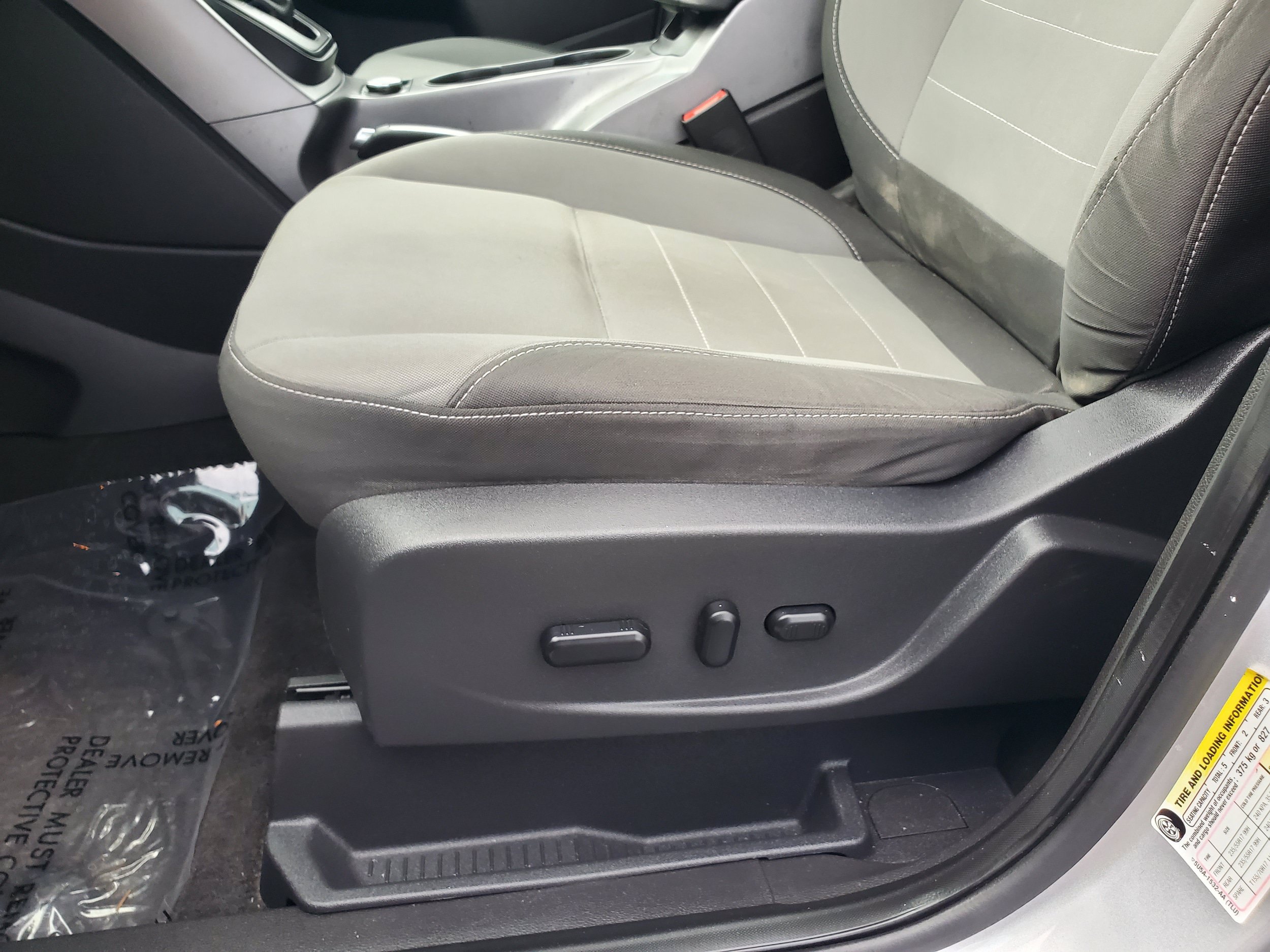 Used 2014 Ford Escape SE w/ Equipment Group 201A FWD image 11