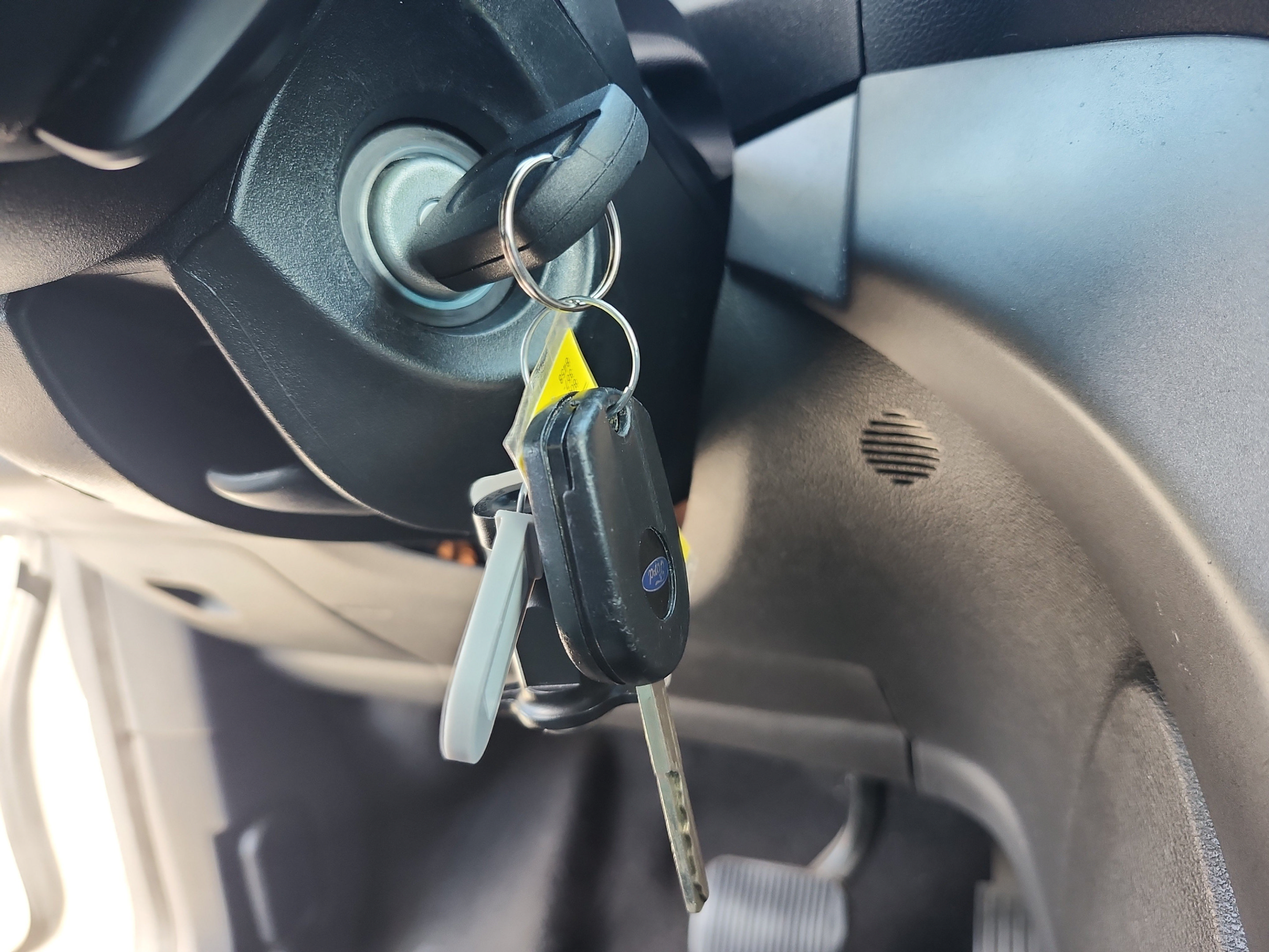 Used 2018 Ford C-MAX SE FWD image 26