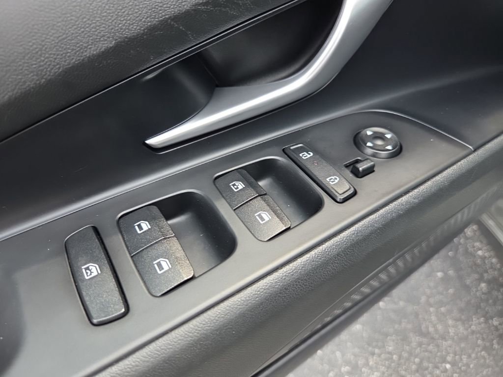 Certified 2024 Hyundai Elantra SEL w/ Convenience Package FWD image 23