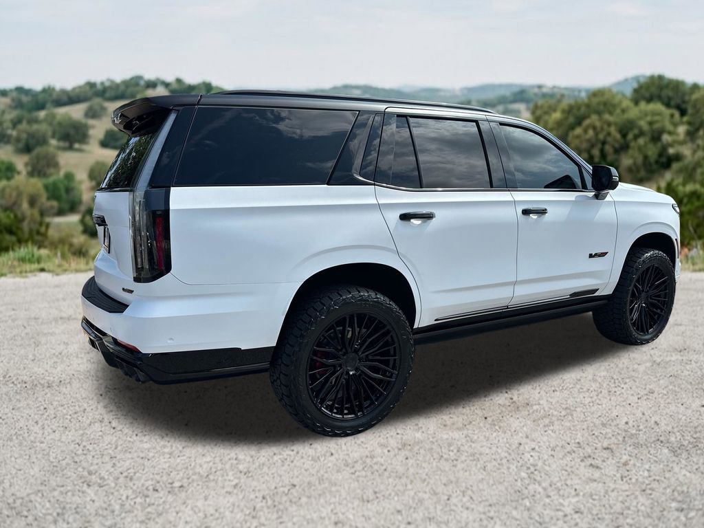 Used 2025 Cadillac Escalade V w/ LPO, ONYX Package AWD/4WD image 9