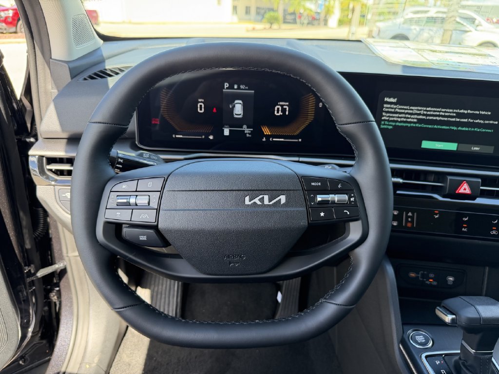 New 2027 Kia Sportage LX FWD image 30