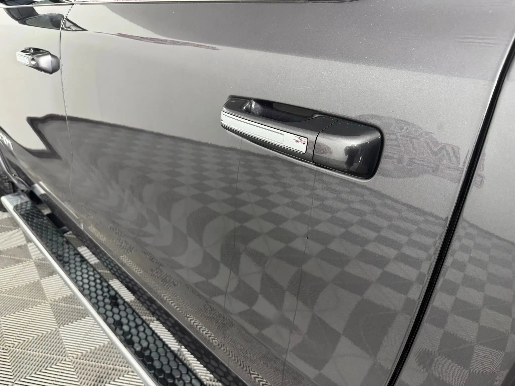 Used 2020 RAM 1500 Laramie image 25