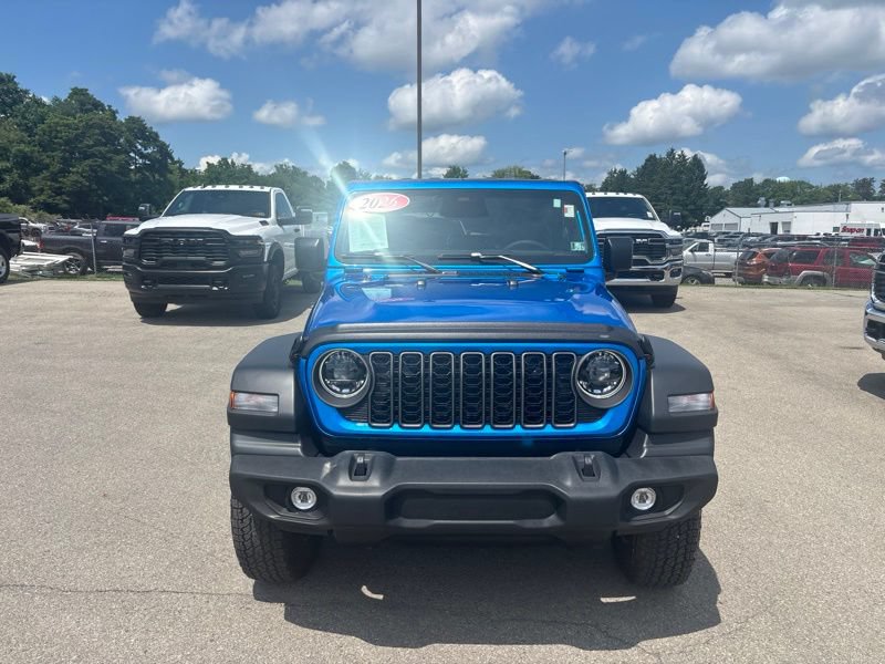 Used 2026 Jeep Wrangler Sport AWD/4WD image 8
