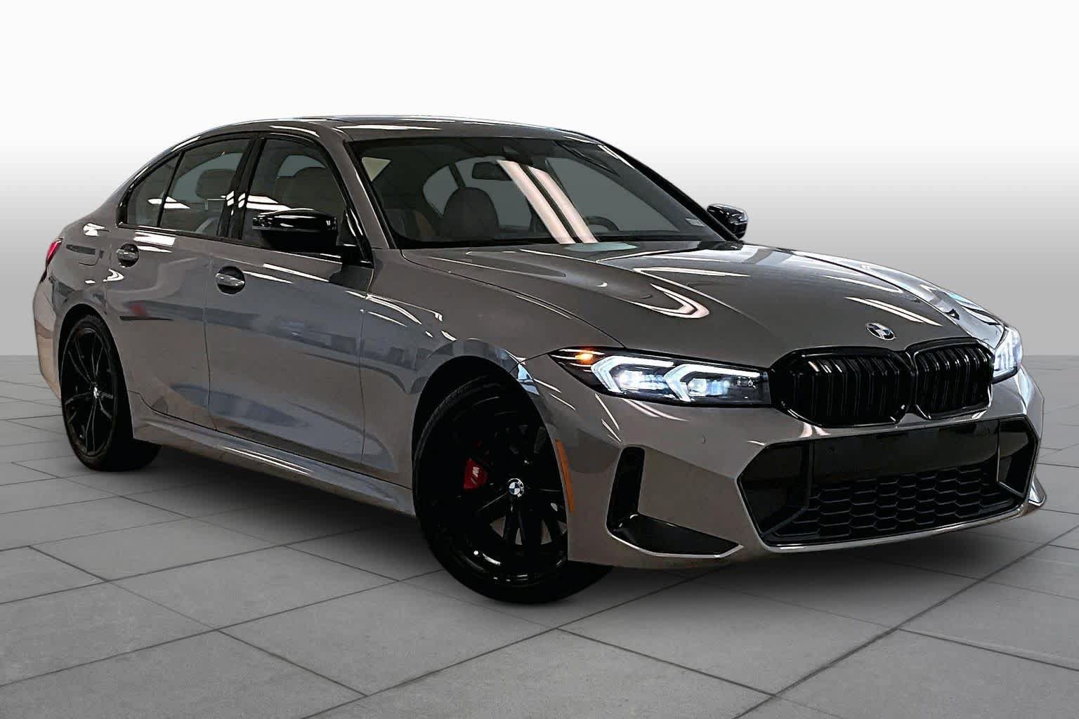 Used 2023 BMW 330i Sedan w/ M Sport Package RWD image 2