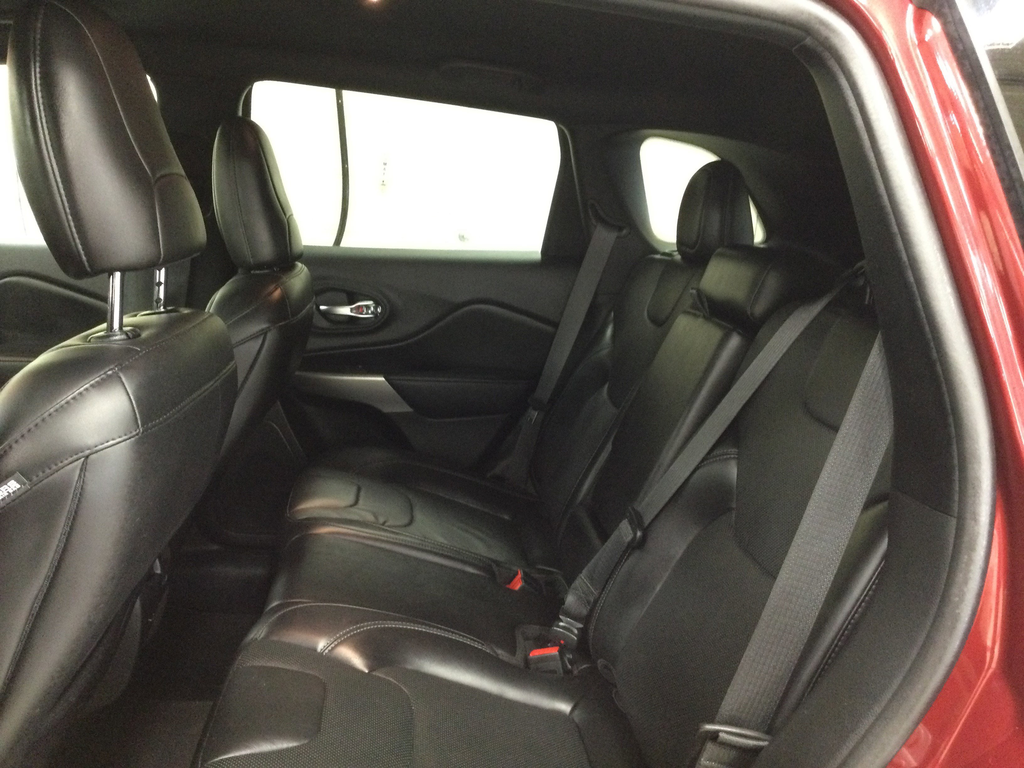 Used 2020 Jeep Cherokee High Altitude image 6