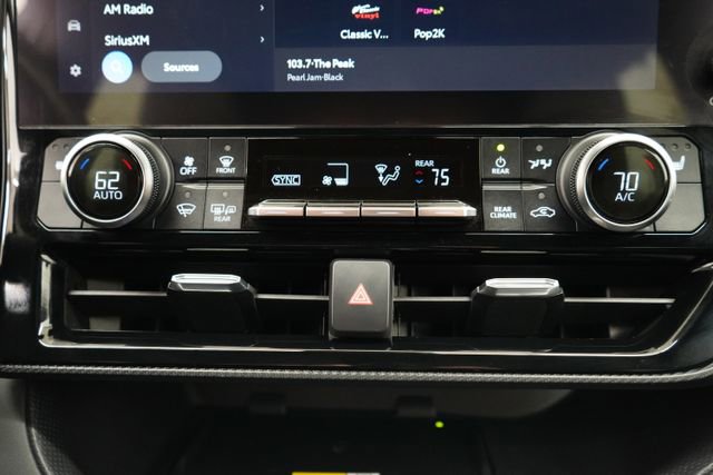 Used 2023 Toyota Highlander XSE image 49