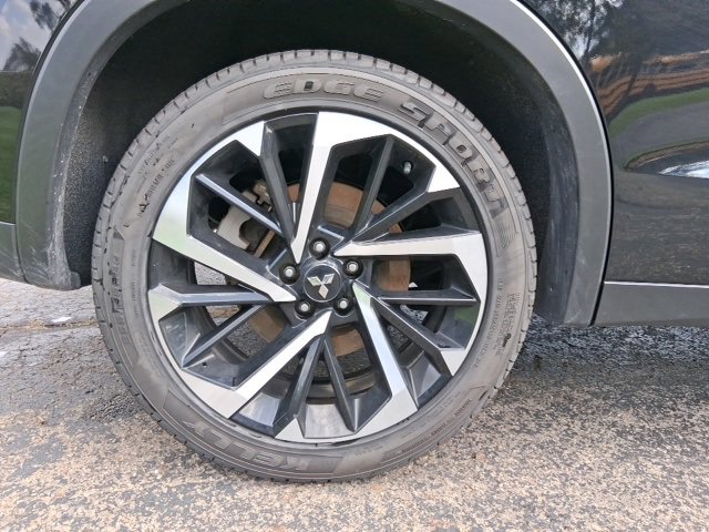 Used 2024 Mitsubishi Outlander AWD image 7