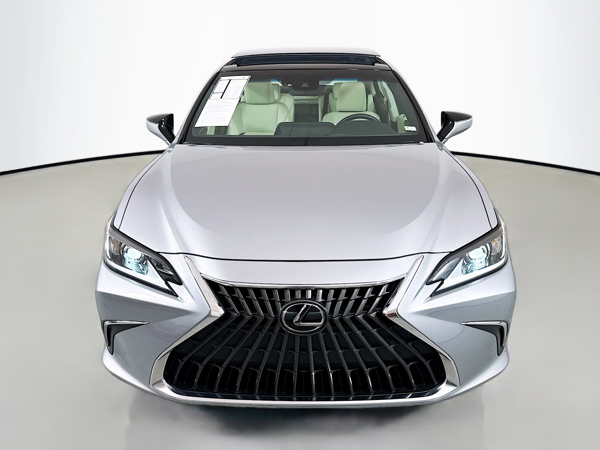 Certified 2022 Lexus ES 350 w/ Premium Package image 2