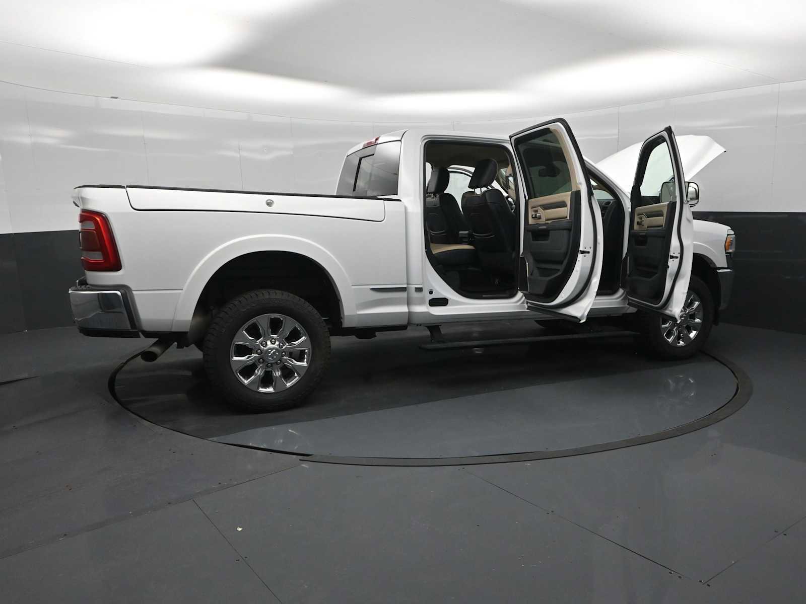 Used 2020 RAM 2500 Limited AWD/4WD image 61