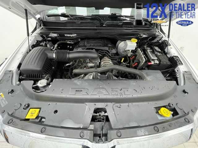 Used 2022 RAM 1500 Big Horn AWD/4WD image 14