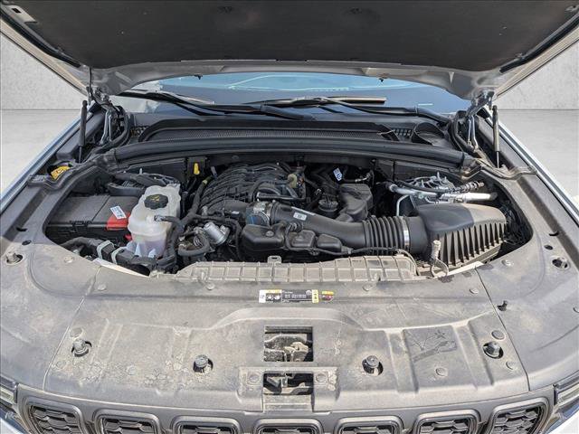 Used 2024 Jeep Grand Cherokee Altitude image 23