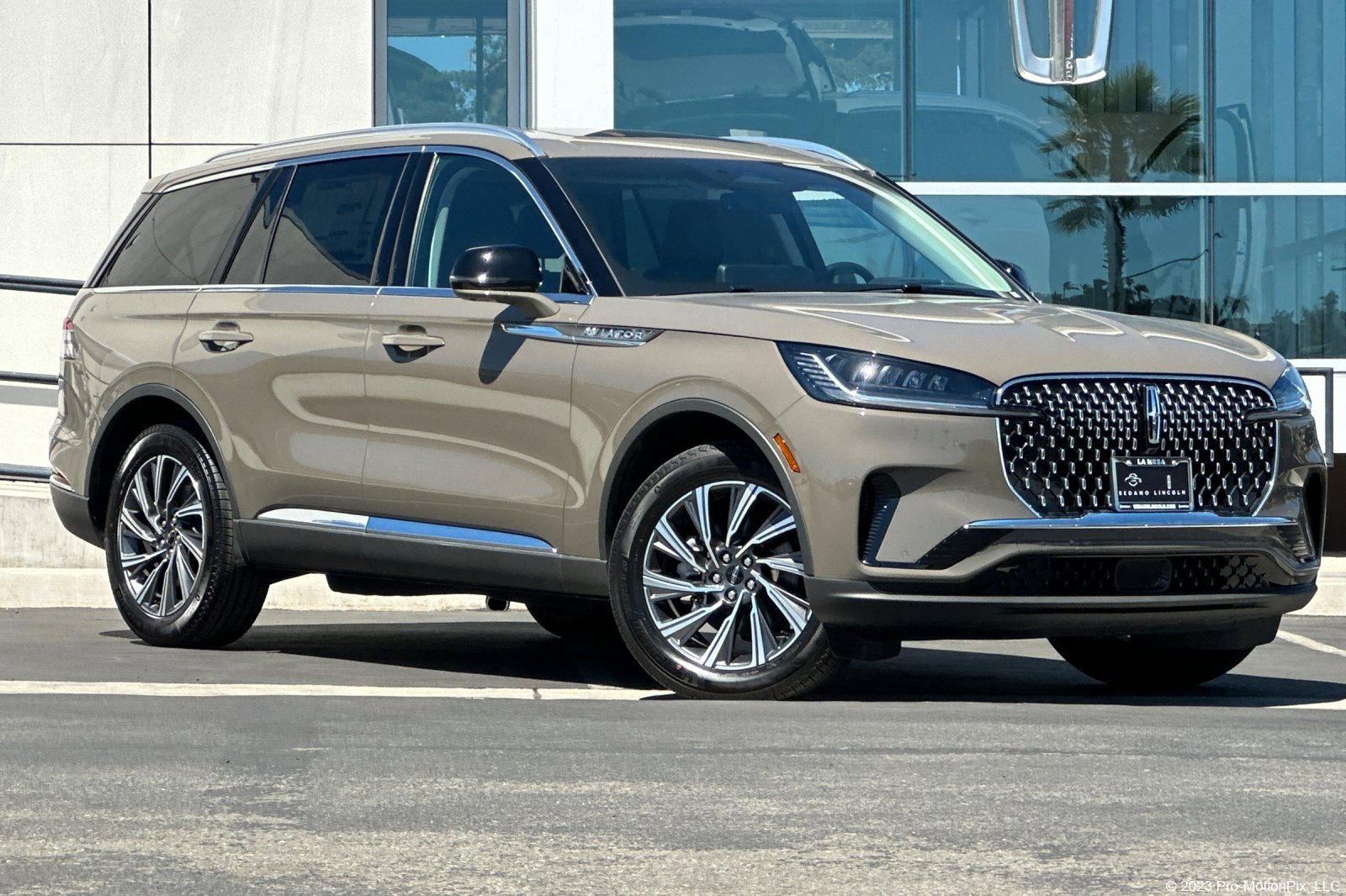 New 2025 Lincoln Aviator AWD w/ Equipment Group 101A video 1