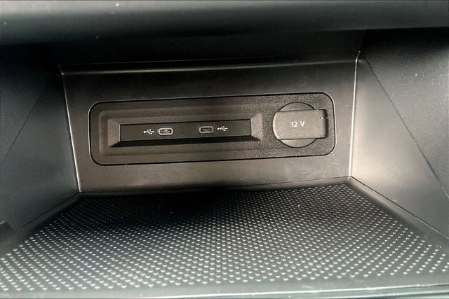 Used 2023 Volkswagen Atlas SE AWD/4WD image 15