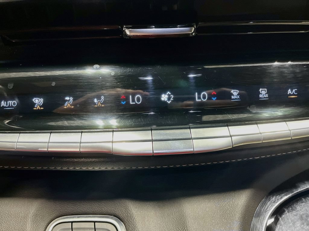 Certified 2024 Cadillac Escalade Sport RWD image 26