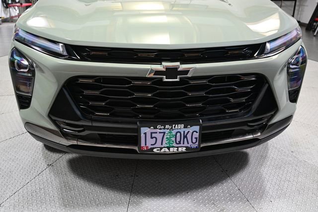 Used 2024 Chevrolet Trax ACTIV w/ Sunroof Package FWD image 16