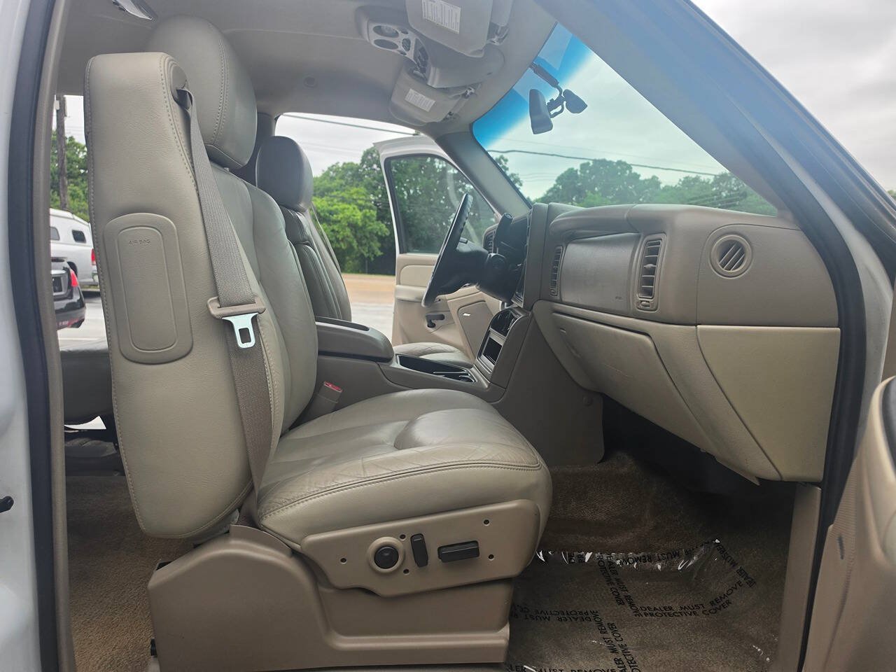 Used 2003 GMC Yukon XL SLT w/ 1SD Preferred Equipment Group RWD image 33