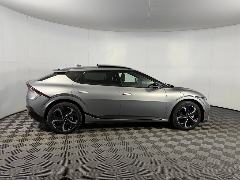 Used 2024 Kia EV6 GT-Line w/ GT-Line White Seat Package AWD/4WD image 7