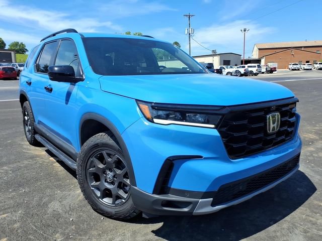 Used 2024 Honda Pilot TrailSport image 7
