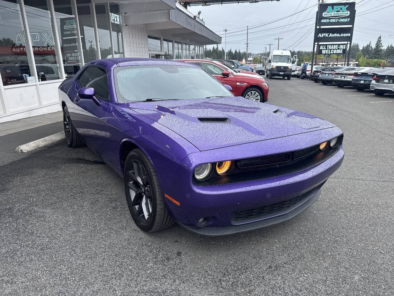 Used 2019 Dodge Challenger SXT w/ Blacktop Package RWD image 10