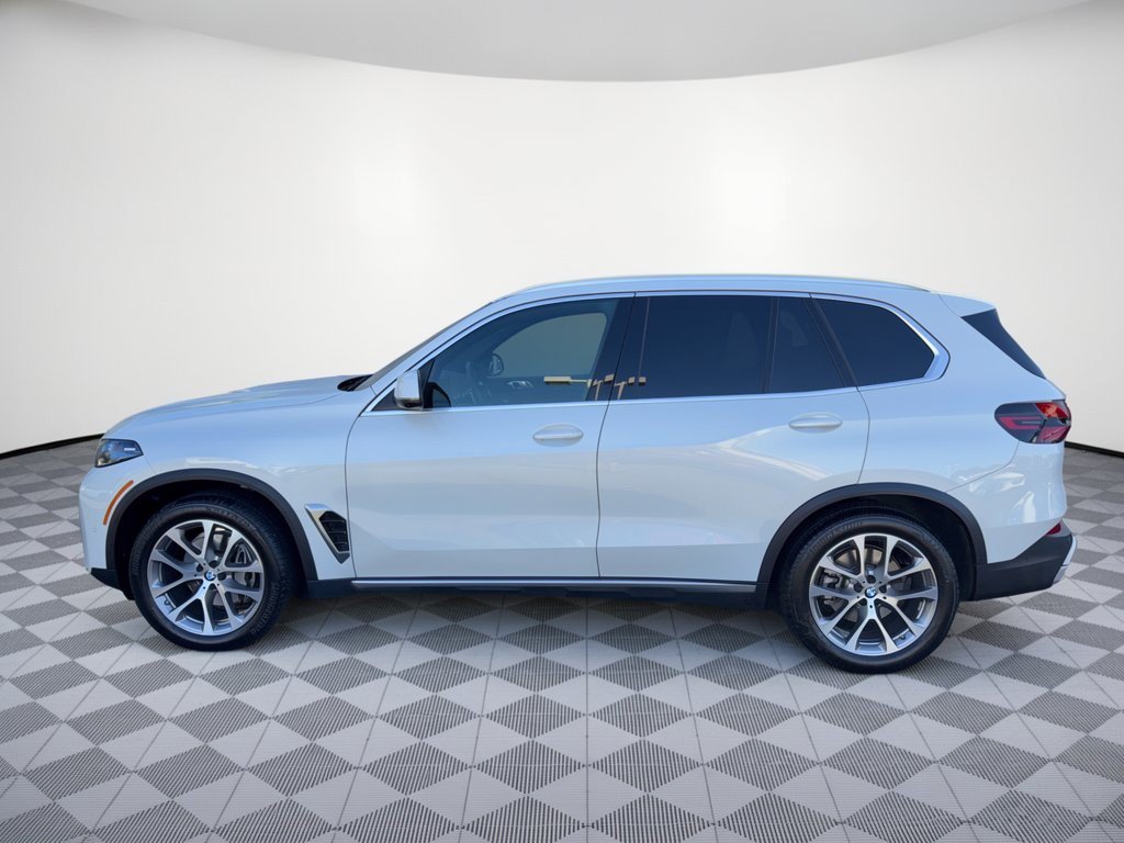 Used 2026 BMW X5 sDrive40i w/ Premium Package RWD image 2