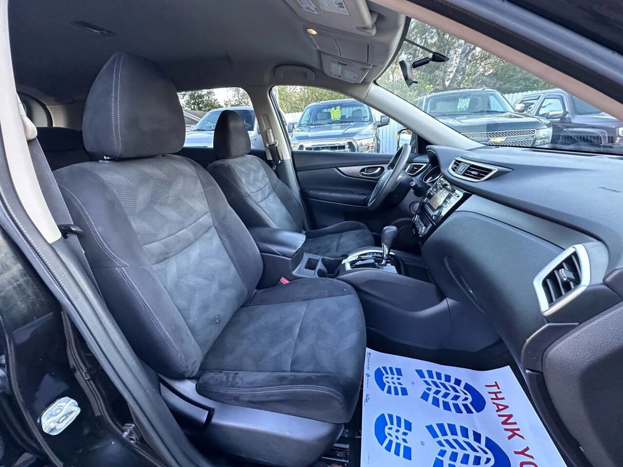 Used 2014 Nissan Rogue SV image 13