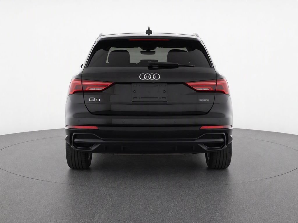 Used 2023 Audi Q3 2.0T Premium Plus w/ Premium Plus Package AWD/4WD image 6