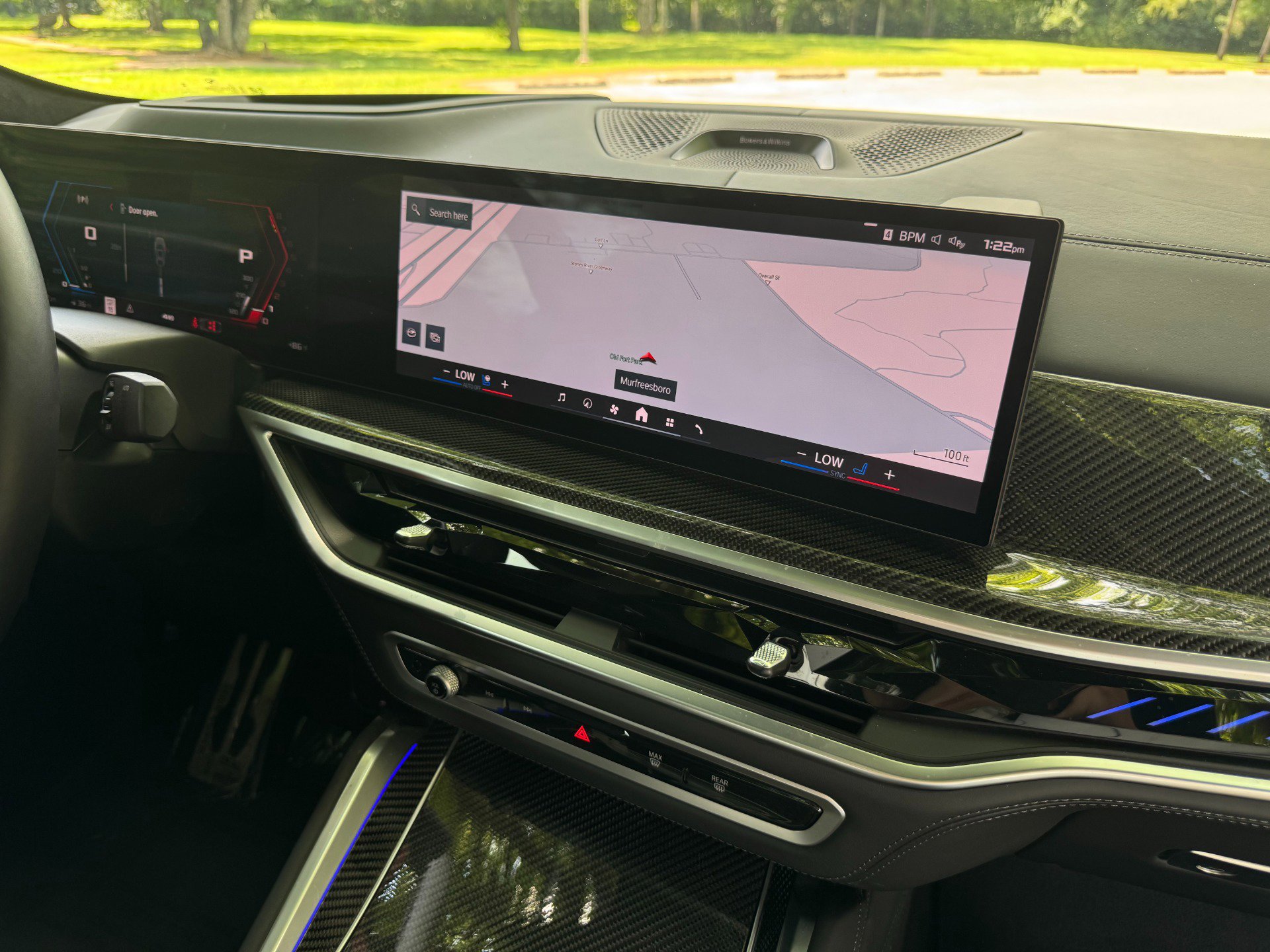 Used 2024 BMW X6 M Competition w/ Executive Package image 39