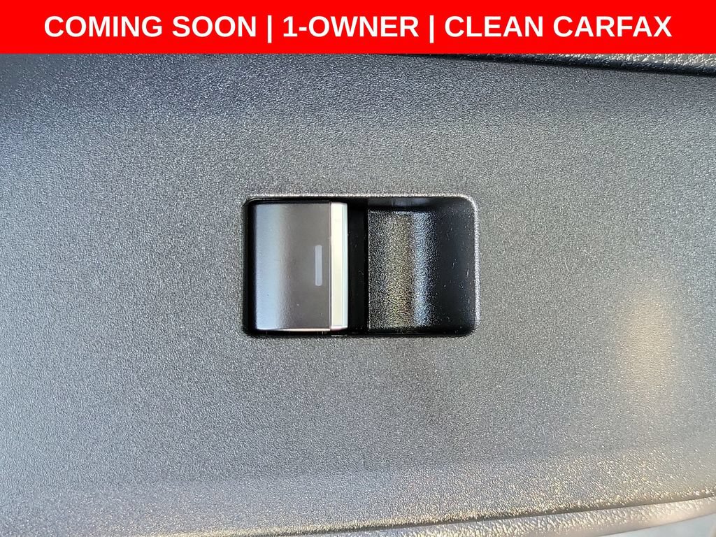 Used 2026 Toyota Prius Plug-In Hybrid FWD image 20