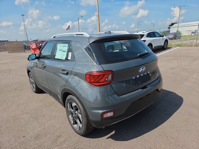 New 2026 Hyundai Venue SEL FWD image 8