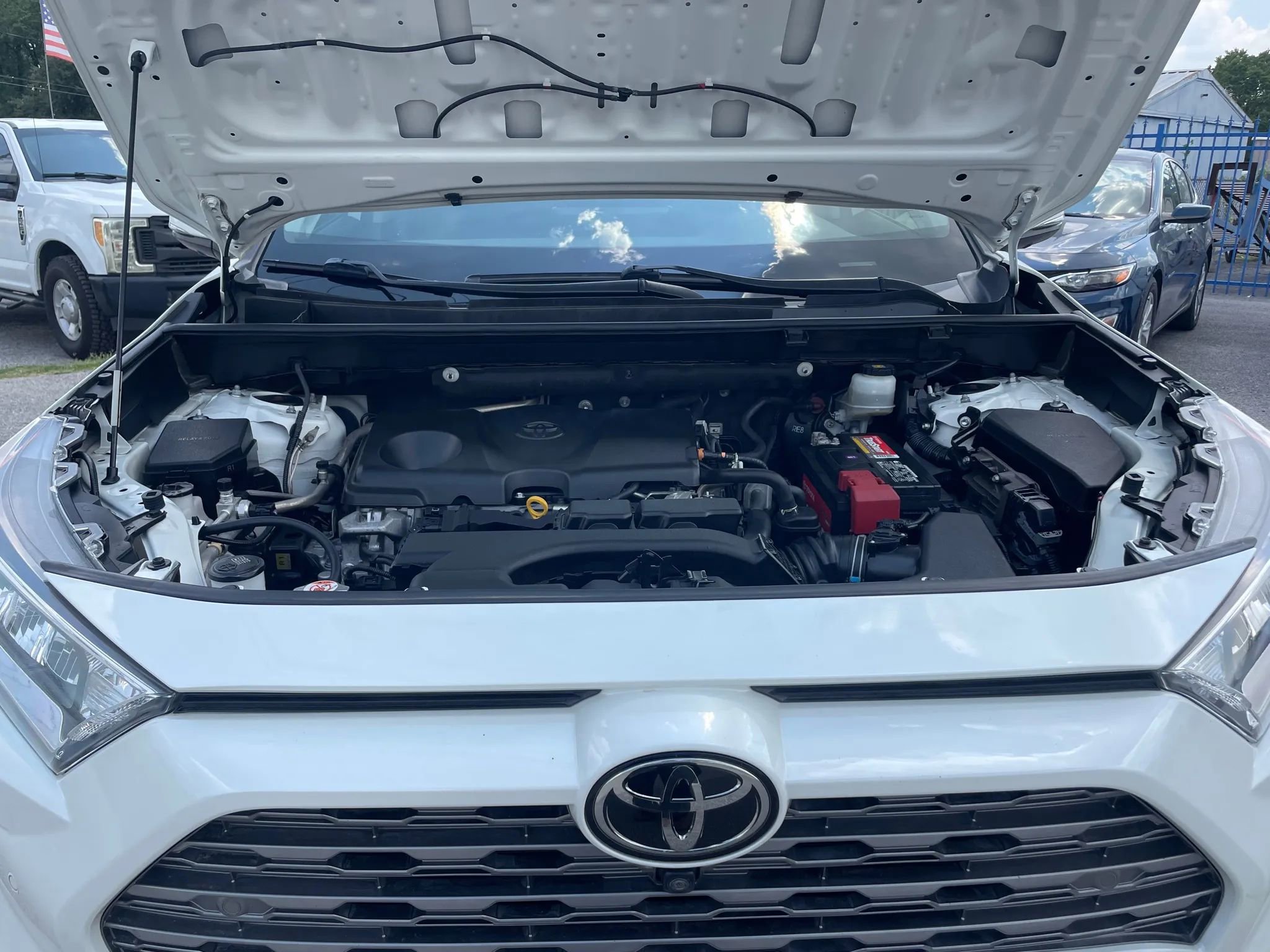 Used 2019 Toyota RAV4 Limited w/ Advanced Technology Package FWD image 12