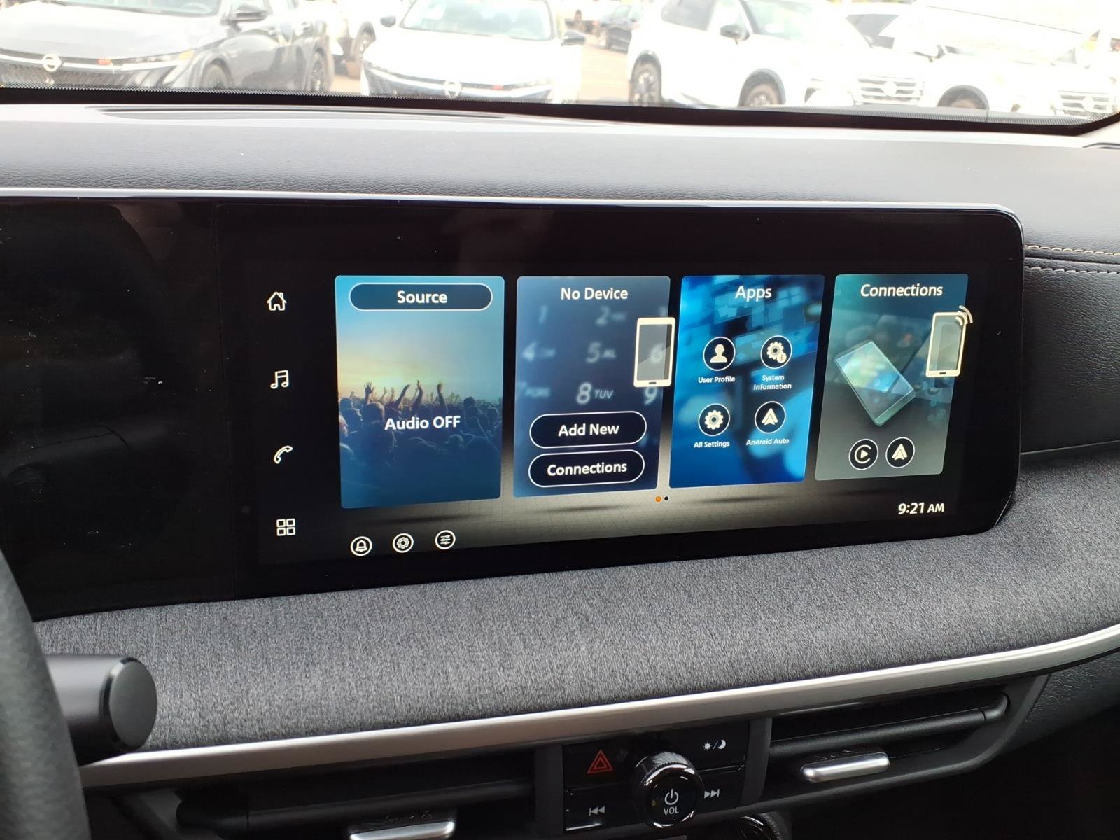 New 2027 Nissan Kicks SV AWD/4WD image 14