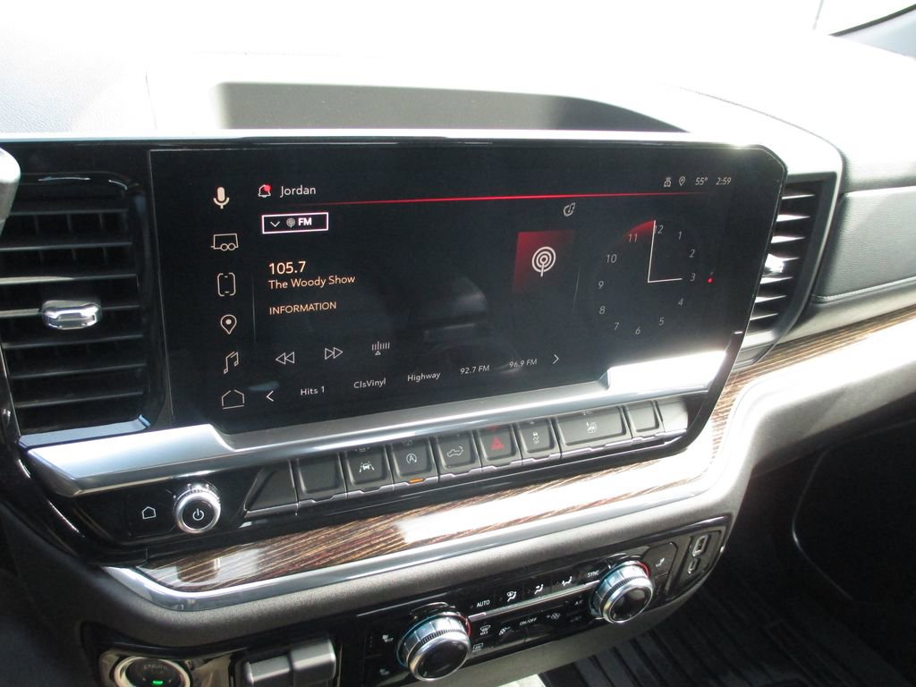 Used 2025 GMC Sierra 1500 Elevation image 25